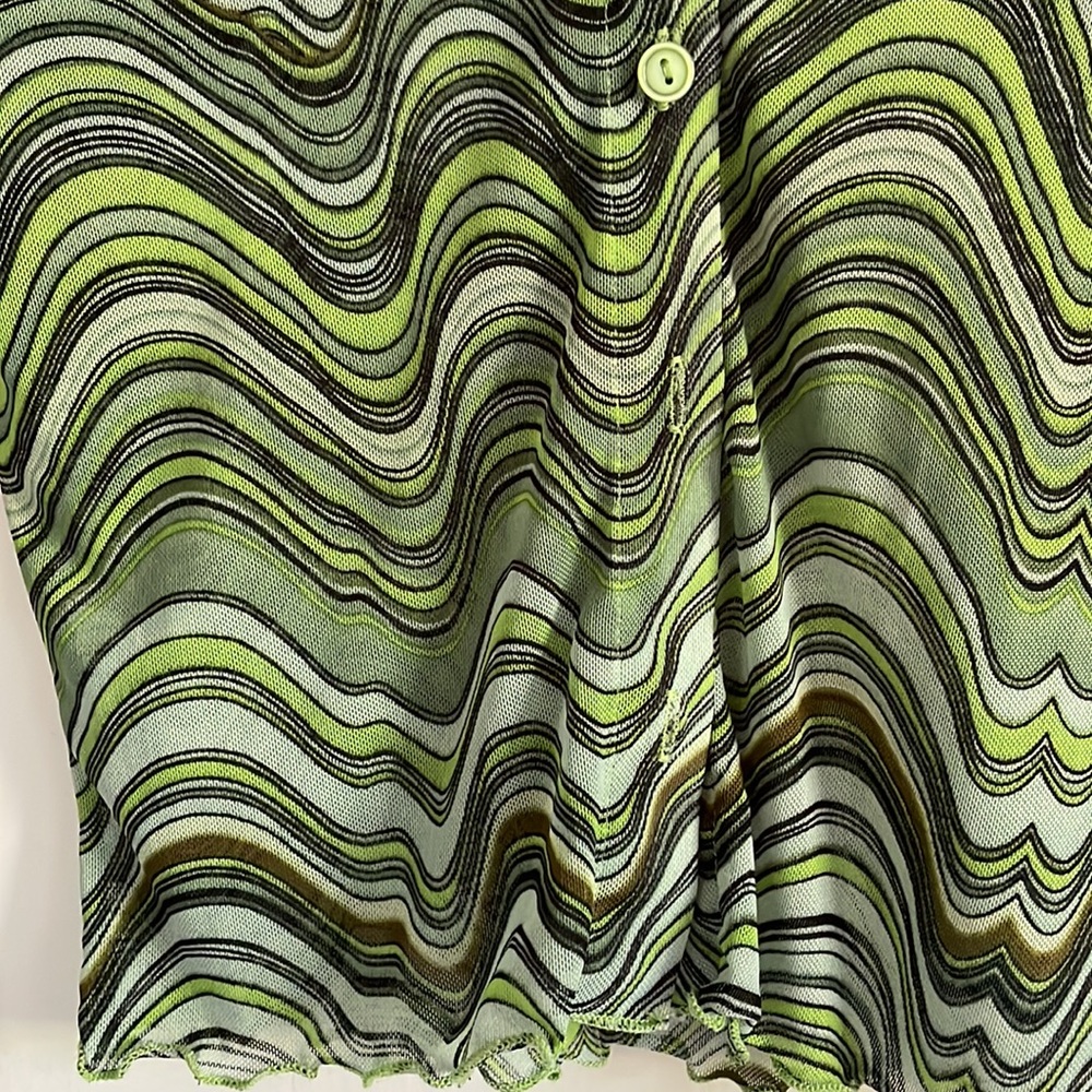 MESH BUTTON DOWN TOP - Picture 3 of 3